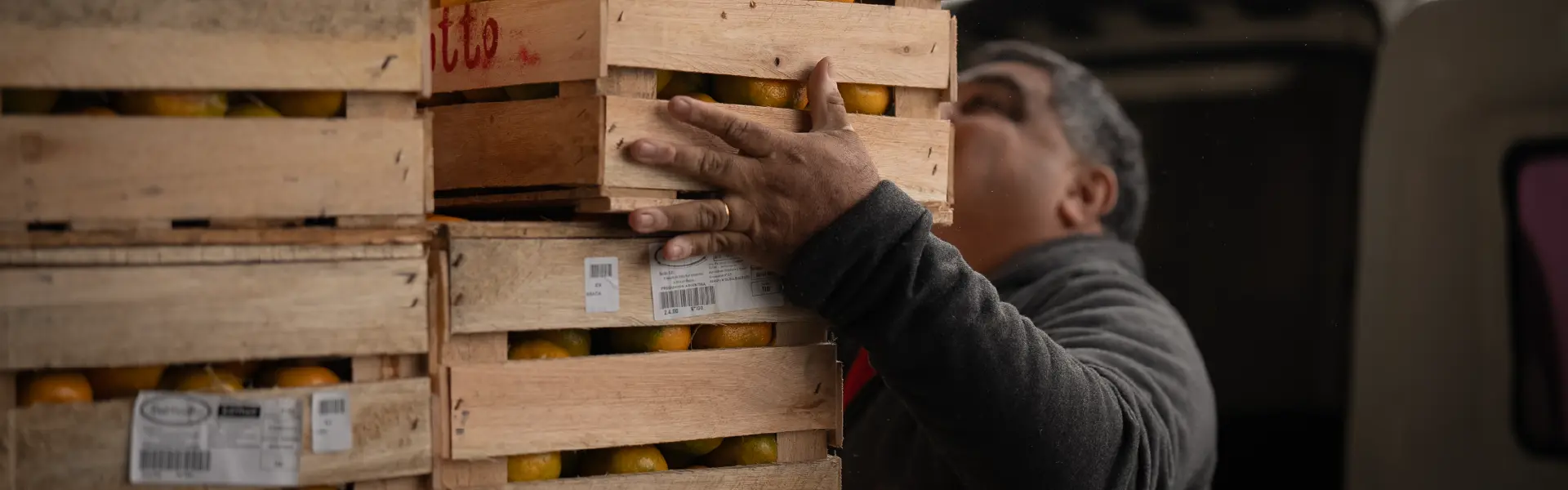 Retiro de alimentos en el centro de distribución